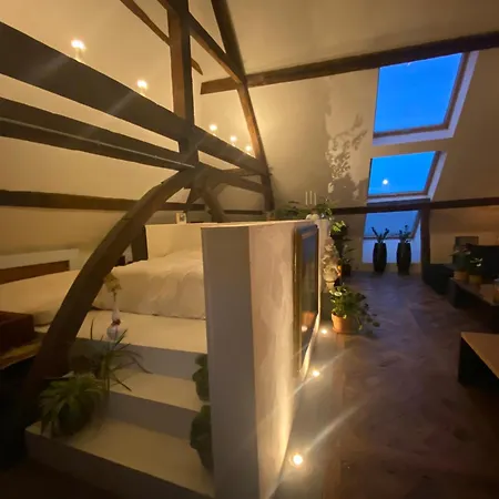 Chateau De 4*
