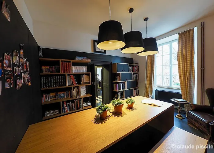 Gæstehus Chateau De Clemency